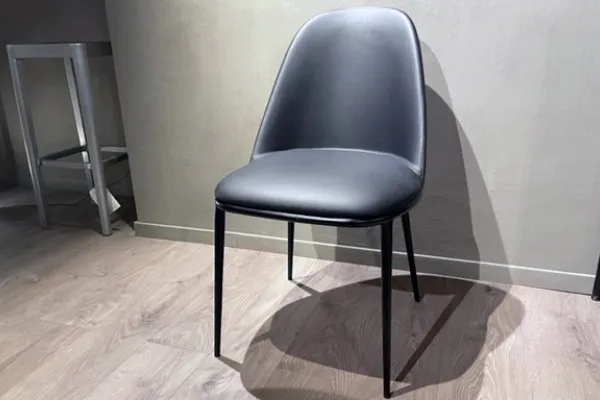 Lea chair outlet