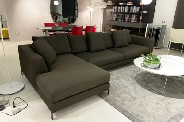 Ray sofa outlet