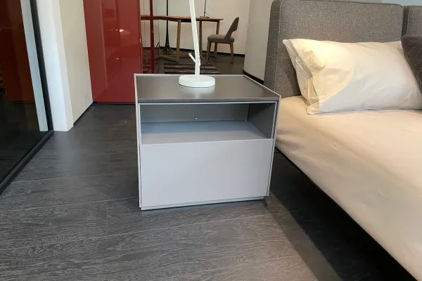 Code bedside table quick delivery
